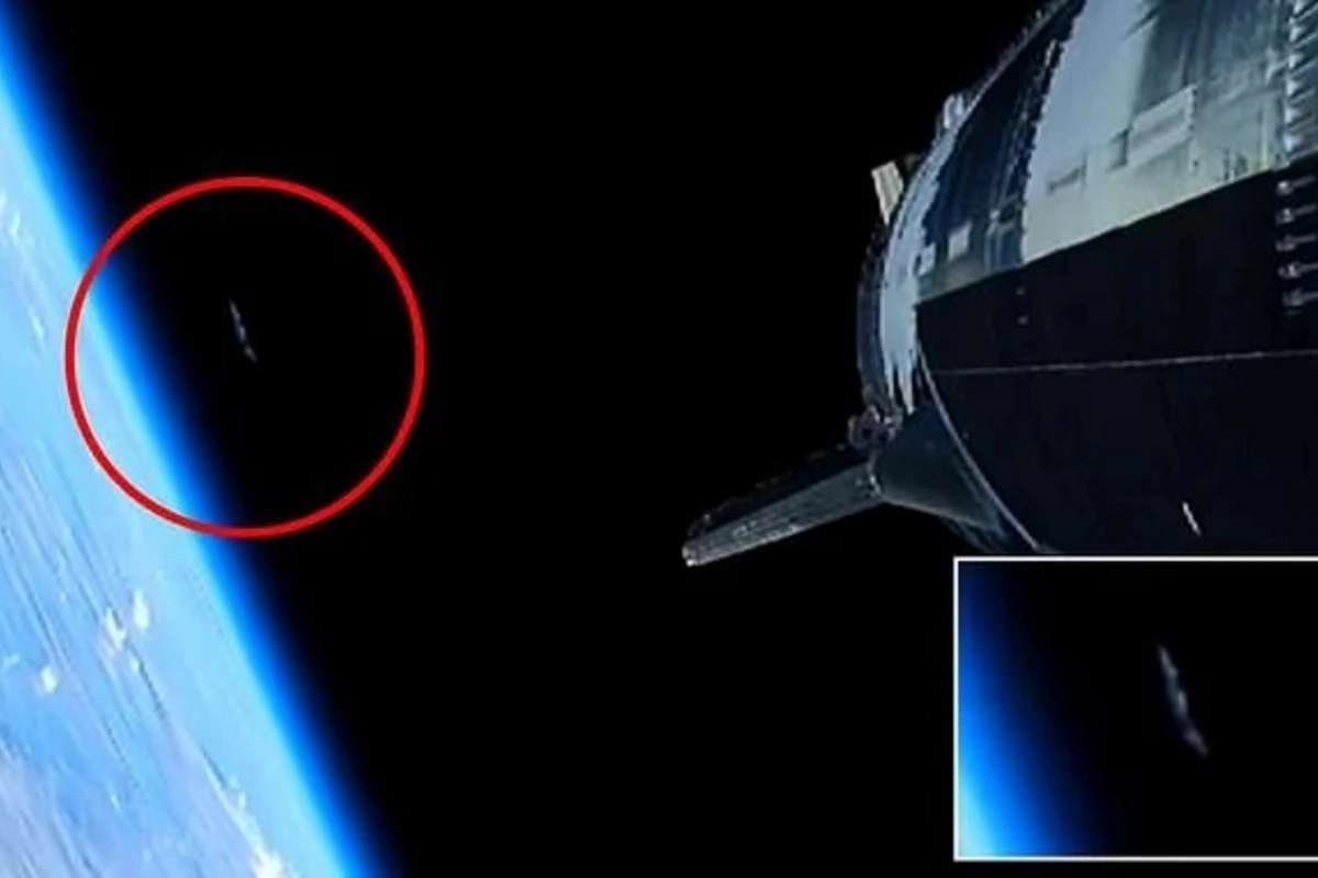 SpaceX canlı yayımı zamanı UNO görüldü iddiası: Ana gəmiyə bənzəyir! - VİDEO