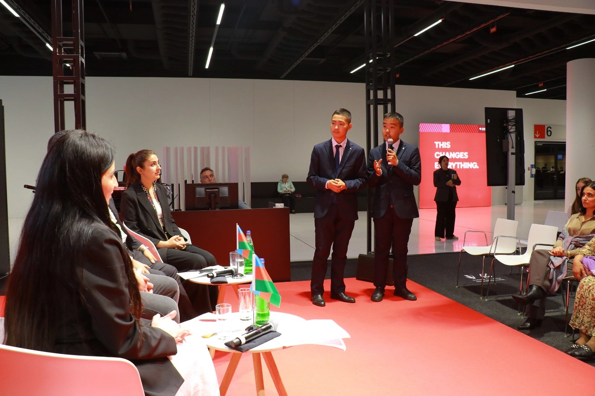 Frankfurt sərgisi çərçivəsində Azərbaycan ədəbiyyatına həsr olunan panel keçirilib - FOTOLAR