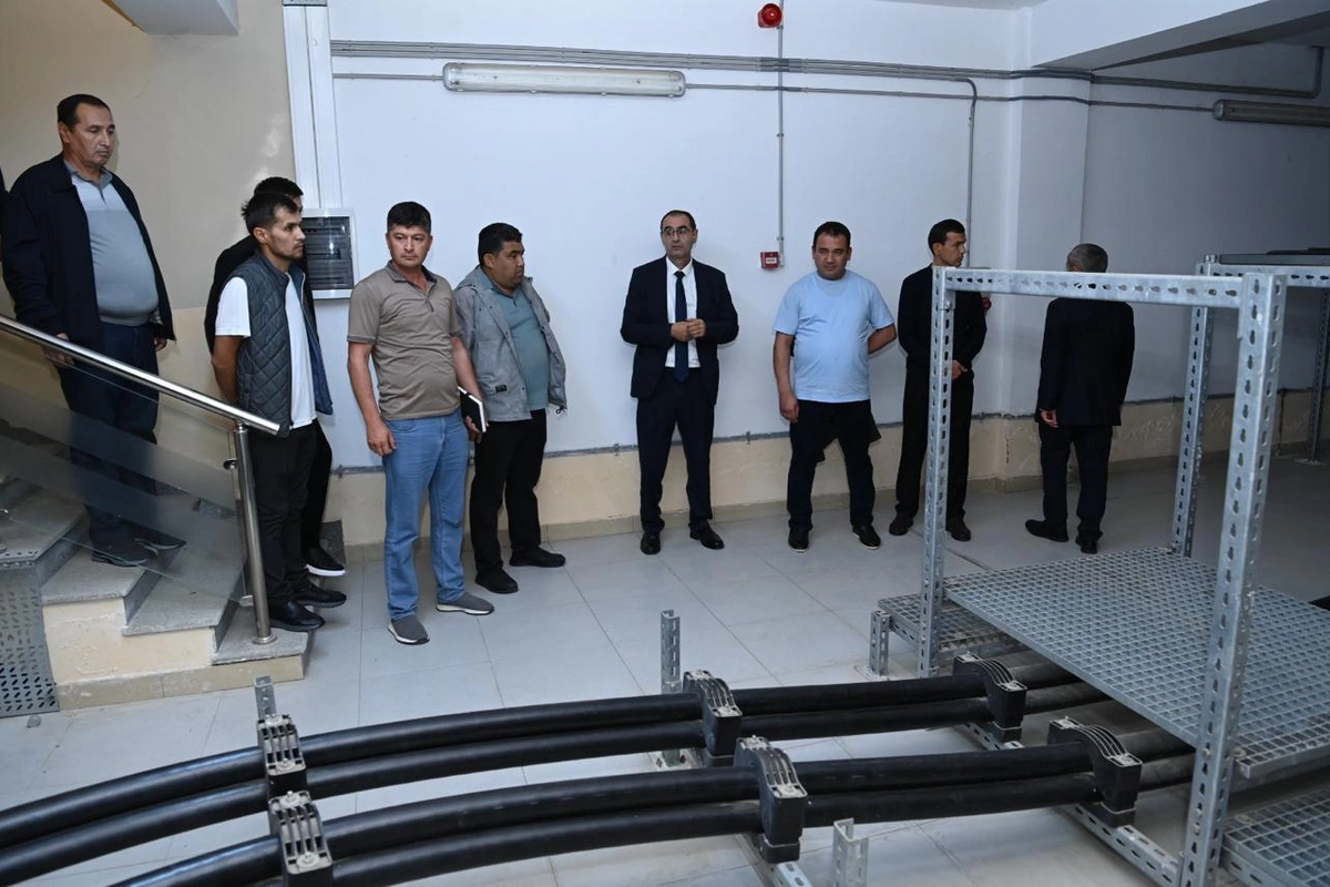Azərbaycanın enerji təcrübəsi Özbəkistana ötürülür: mühəndis- energetiklər "Azərişıq" ASC-də təlimlərə başlayıblar - FOTOLAR