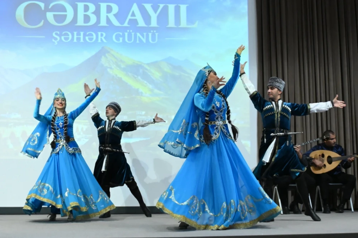 Cəbrayıl şəhərində bayram konserti keçirildi - FOTOLAR