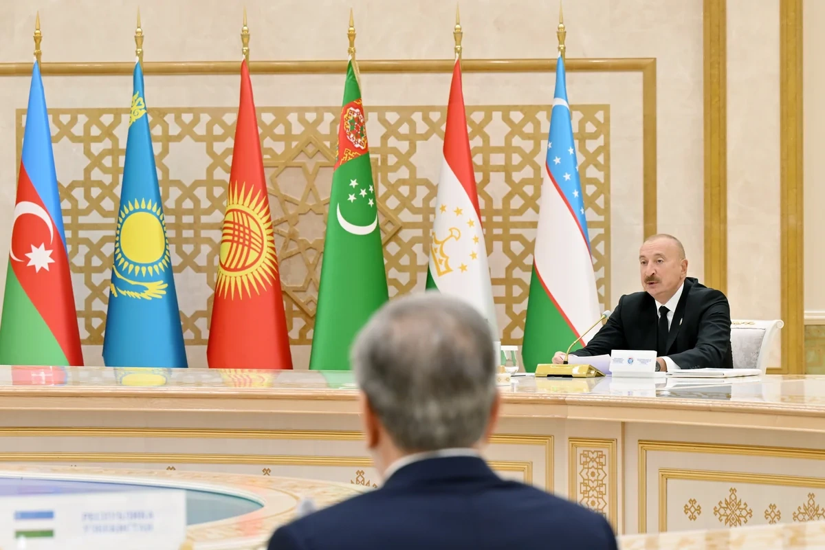 Türkmənbaşıda Azərbaycan və Mərkəzi Asiya Dövlət başçılarının 8-ci Məşvərət görüşü keçirilib - FOTOLAR (YENİLƏNİB)