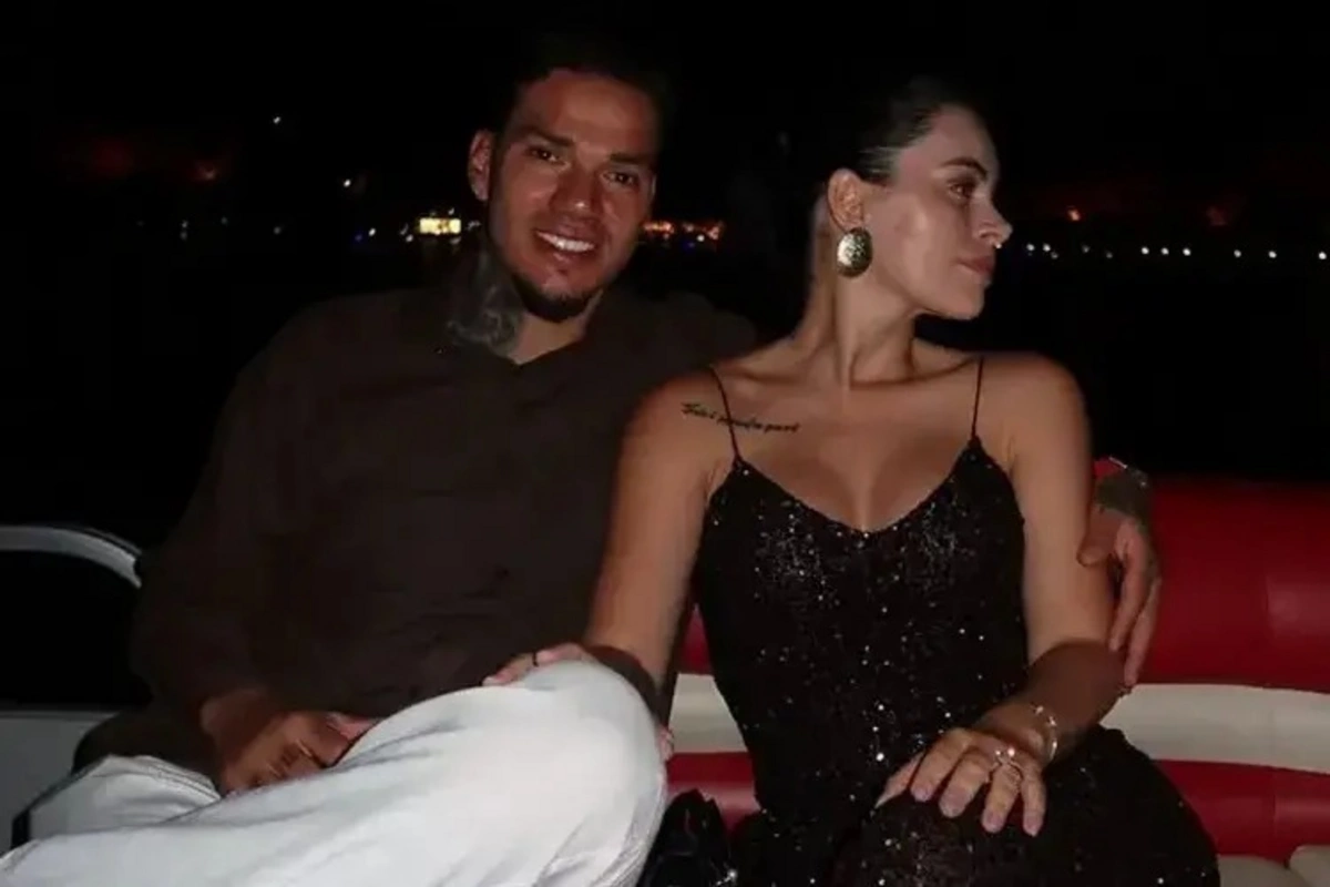 Məşhur futbolçu 3 günlük tətilə 3 milyon xərclədi - FOTOLAR