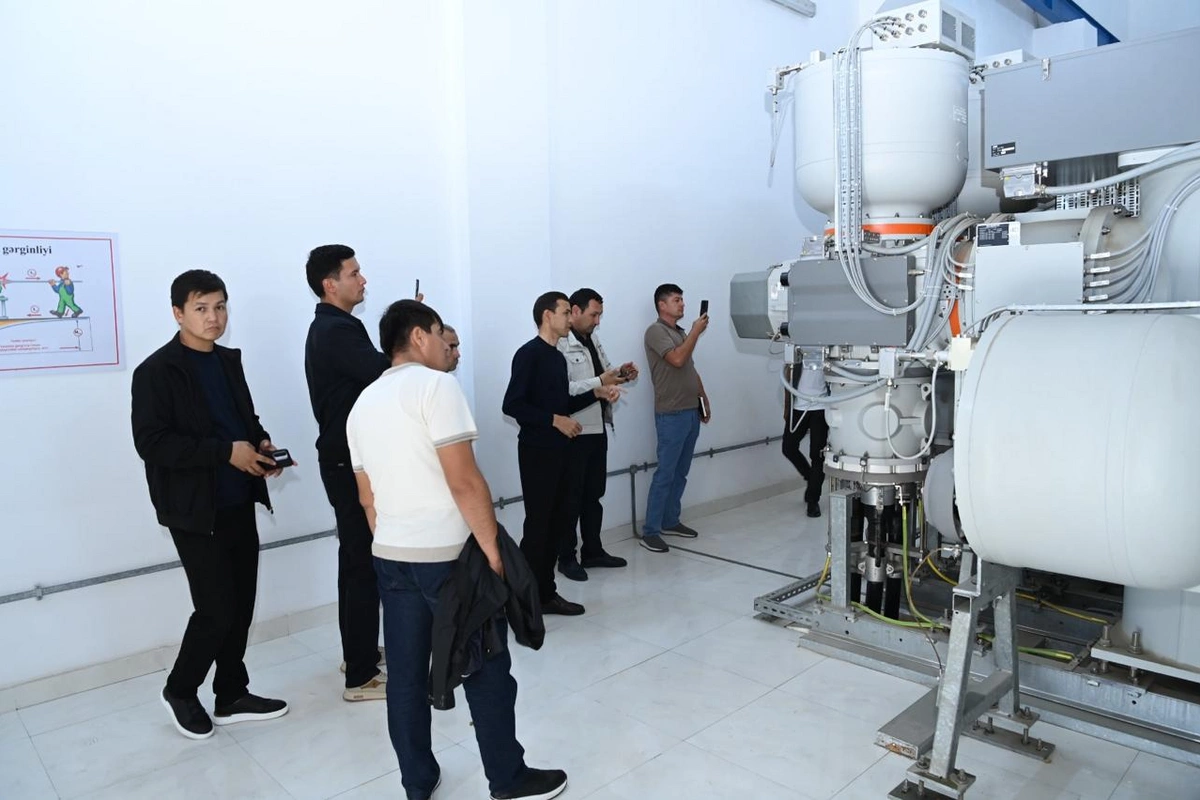 Azərbaycanın enerji təcrübəsi Özbəkistana ötürülür: mühəndis- energetiklər "Azərişıq" ASC-də təlimlərə başlayıblar - FOTOLAR