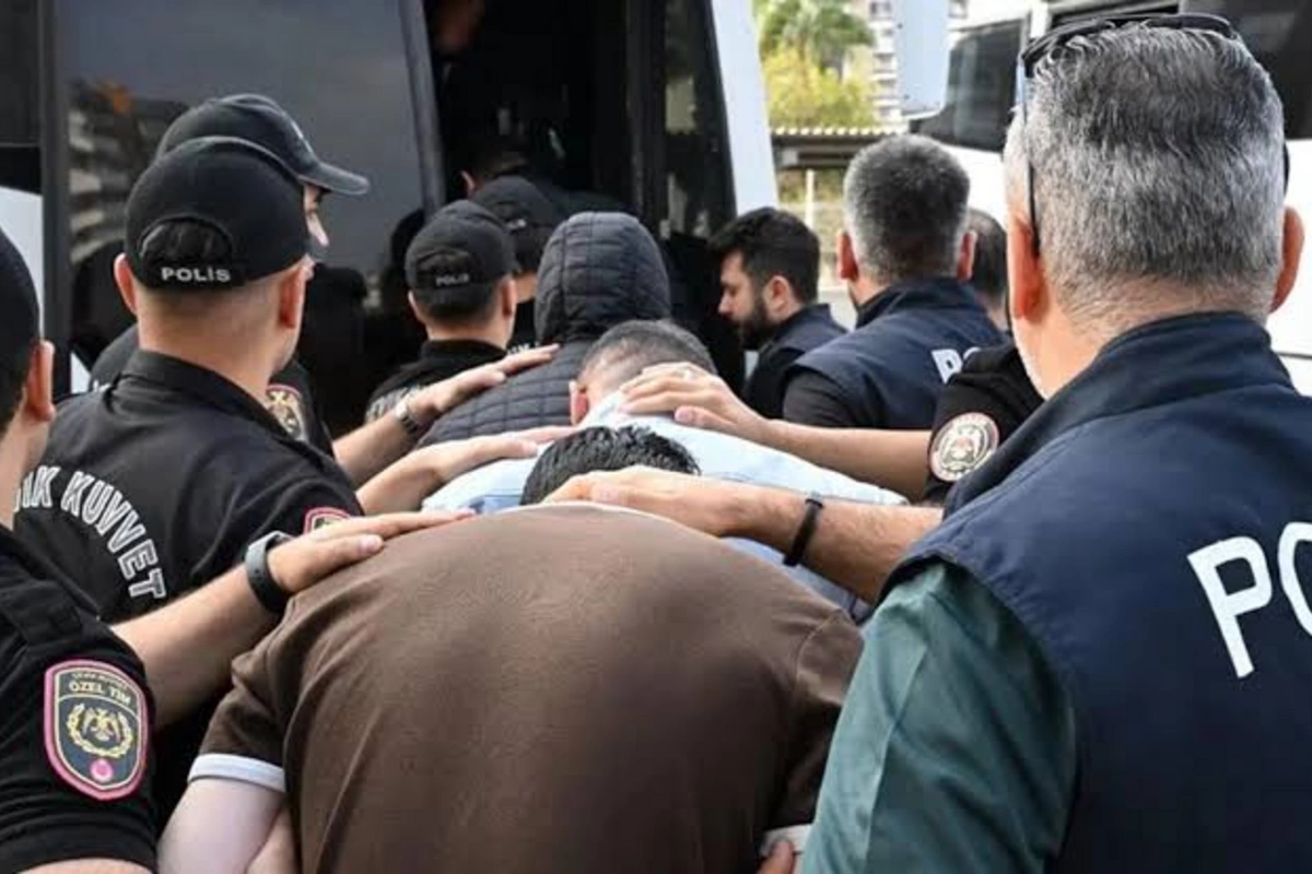 Türkiyədəki fon soruşturması cinayət işinin altından bu azərbaycanlının adı çıxdı — VİDEO