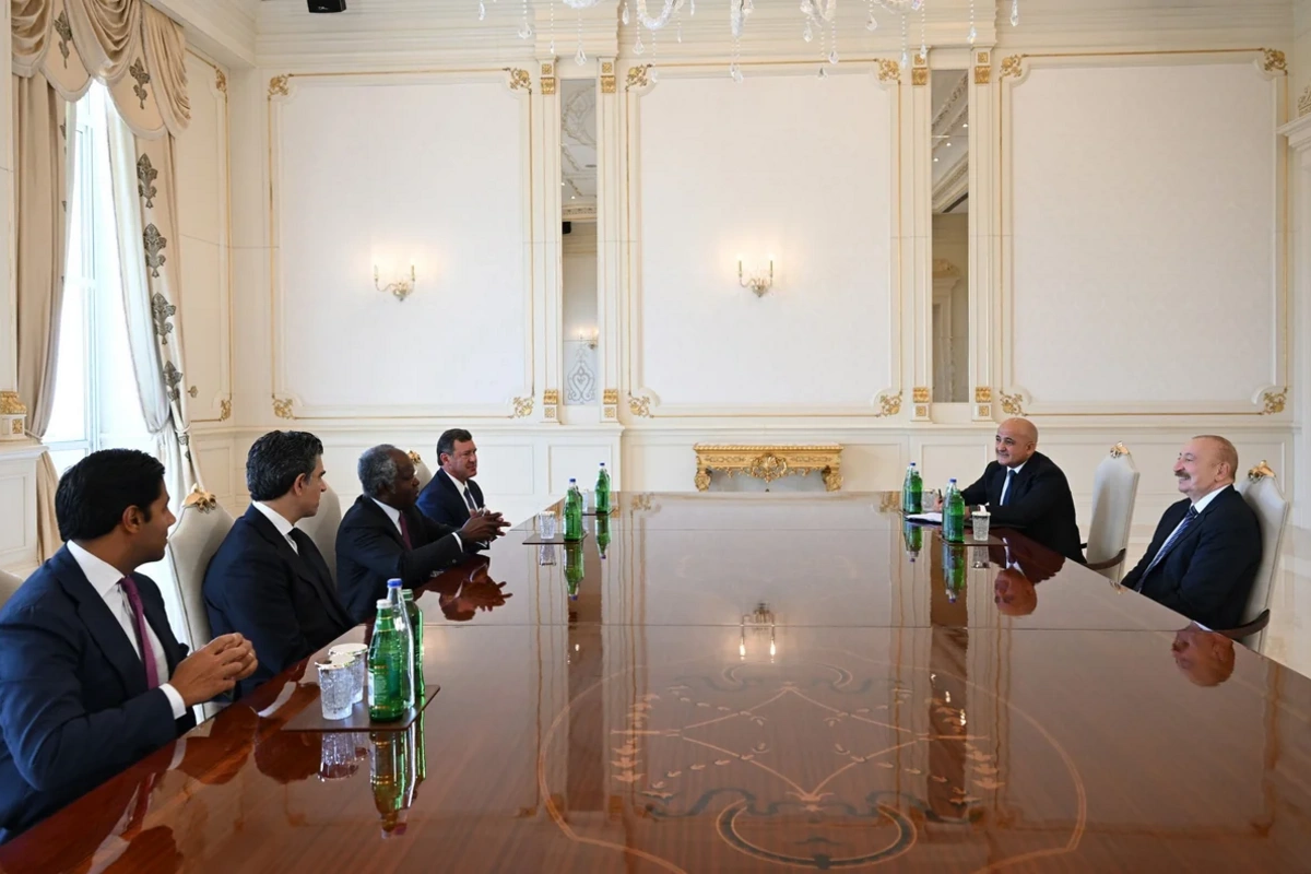İlham Əliyev Global Infrastructure Partners şirkətinin rəhbərini qəbul edib - FOTOLAR