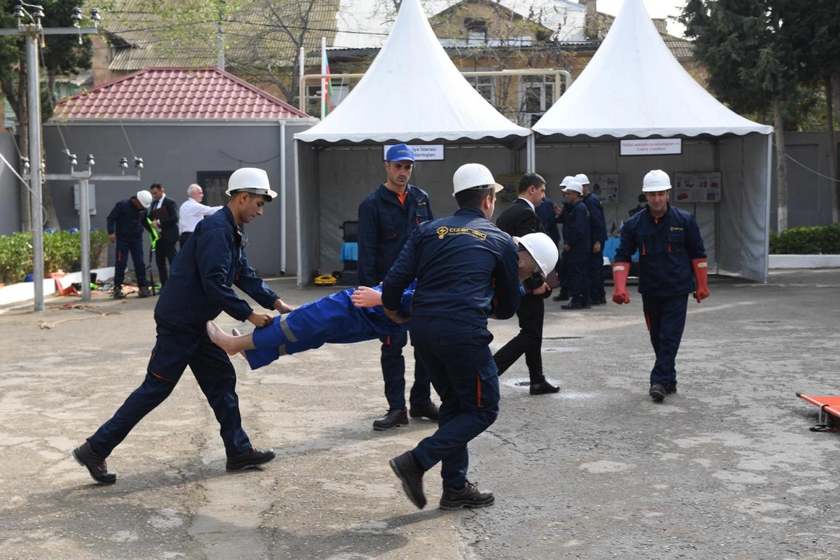 "Yeni nəsil energetiklər: Şəbəkənin memarları" Ümumrespublika Yarışının son finalçısı da müəyyənləşib — FOTOLAR