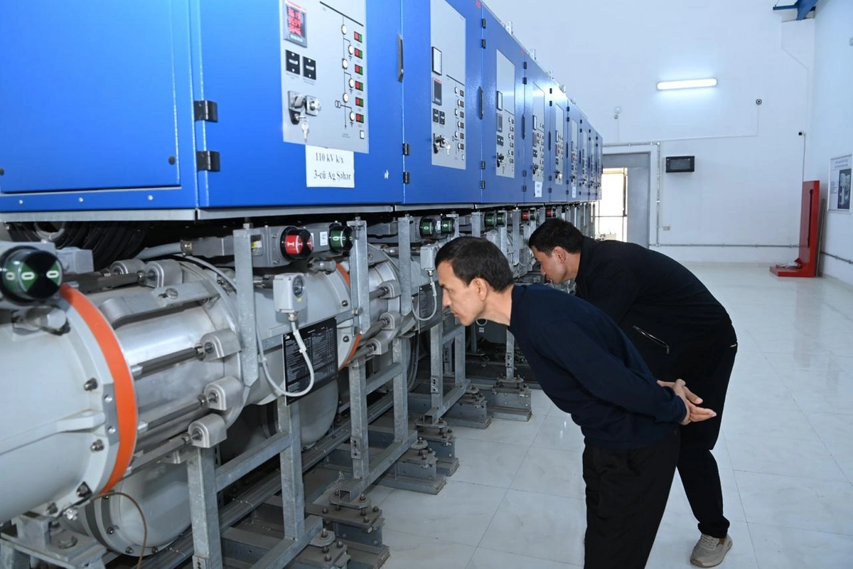 Azərbaycanın enerji təcrübəsi Özbəkistana ötürülür: mühəndis- energetiklər "Azərişıq" ASC-də təlimlərə başlayıblar - FOTOLAR