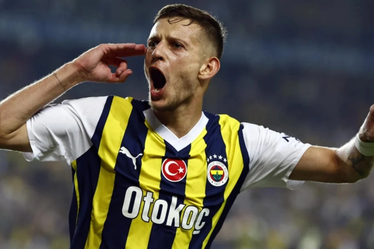 Azarkeşlərin tənqid etdiyi futbolçu 20 milyon avroya satılır