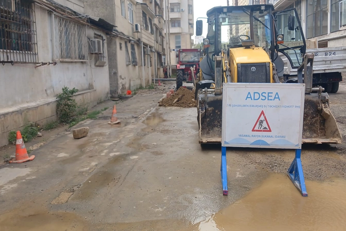 Yasamalda içməli su xəttində qəza baş verib - FOTO