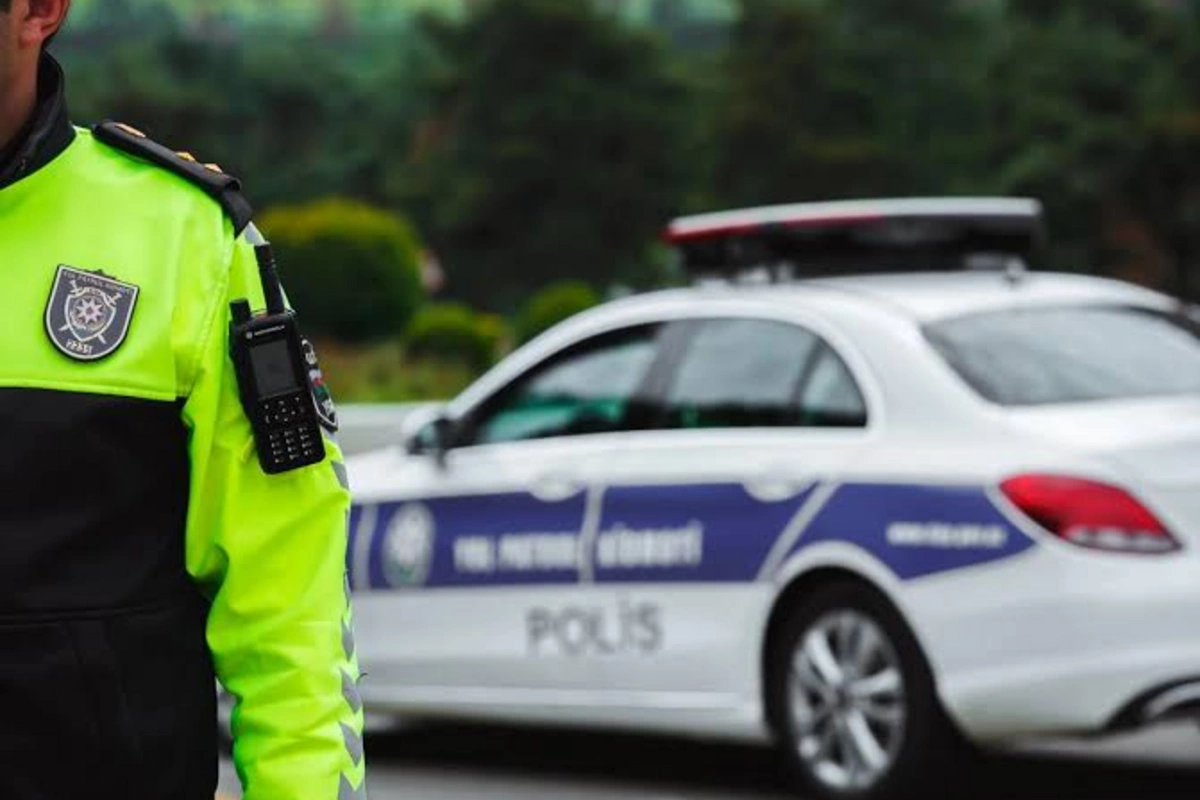Yol polisi dəyişkən hava şəraiti ilə bağlı sürücülərə müraciət edib