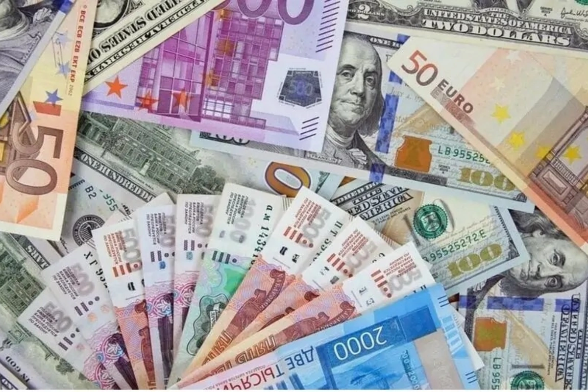 Avro və rubl ucuzlaşdı, dollar isə... – Yeni məzənnə