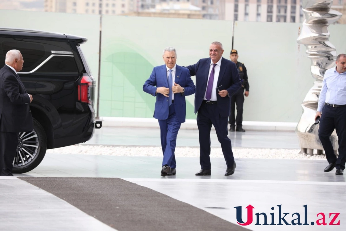 YAP-çılar qurultay üçün toplaşır - FOTOLAR