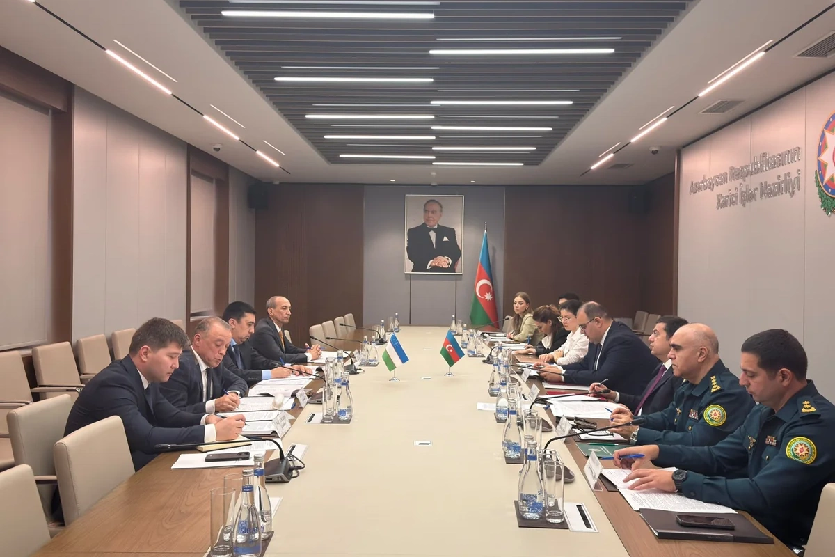 Azərbaycan və Özbəkistan XİN-ləri arasında konsulluq məsləhətləşmələri keçirilib - FOTOLAR