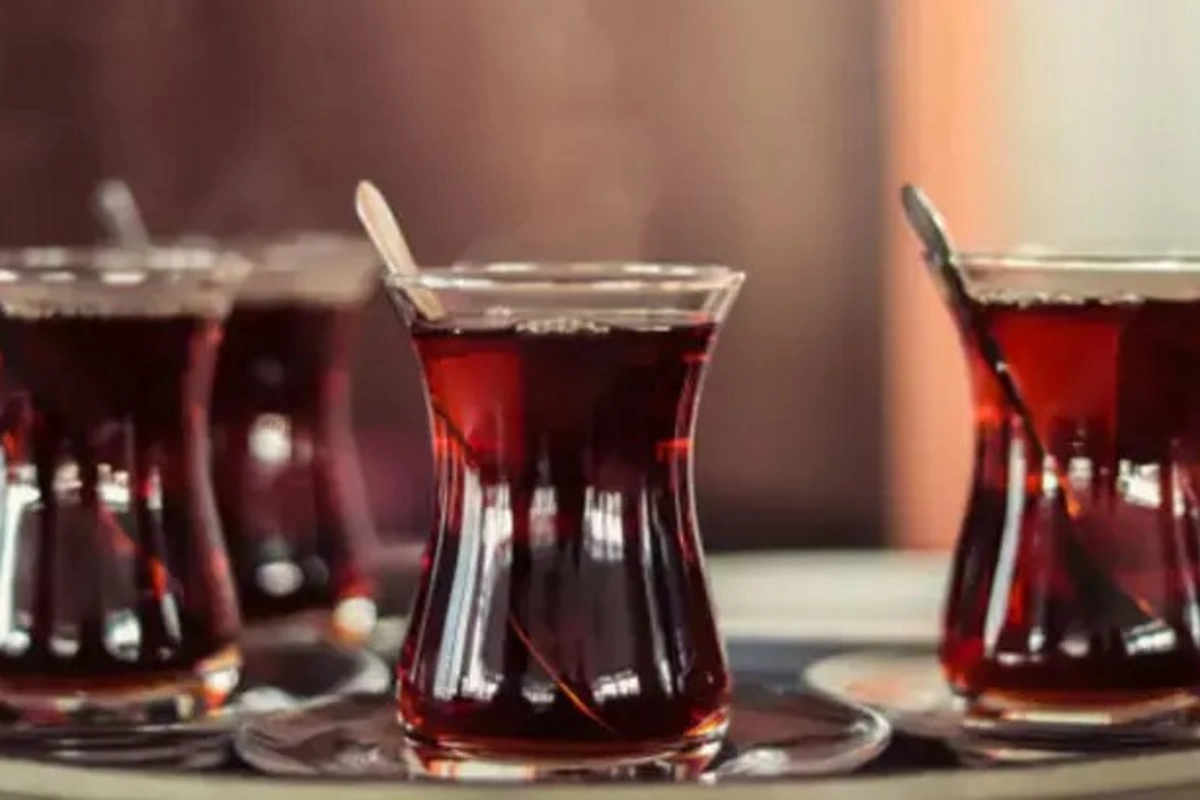 Çayın acı olmaması üçün bu üsuldan istifadə edin
