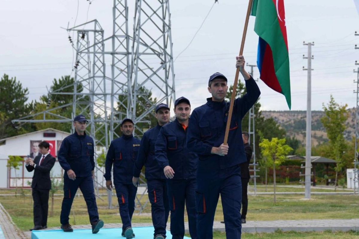 "Azərişıq" əməkdaşları Türkiyədə keçirilən beynəlxalq Peşə Ustalığı Yarışında birinci yerə layiq görülüblər