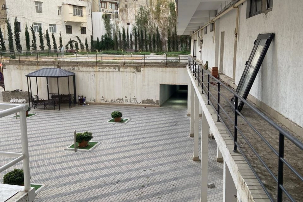 Məhkəmə qərarı ilə Pilot Residence MTK-da qanunsuz tikililərin sökülməsinin icrası niyə yubanır? - FOTOLAR