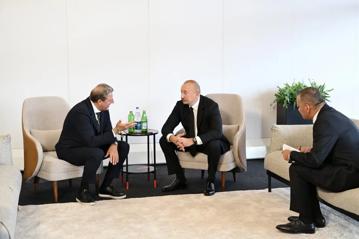 İlham Əliyev Beynəlxalq Xizək və Snoubord Federasiyasının prezidenti ilə görüşüb - FOTOLAR