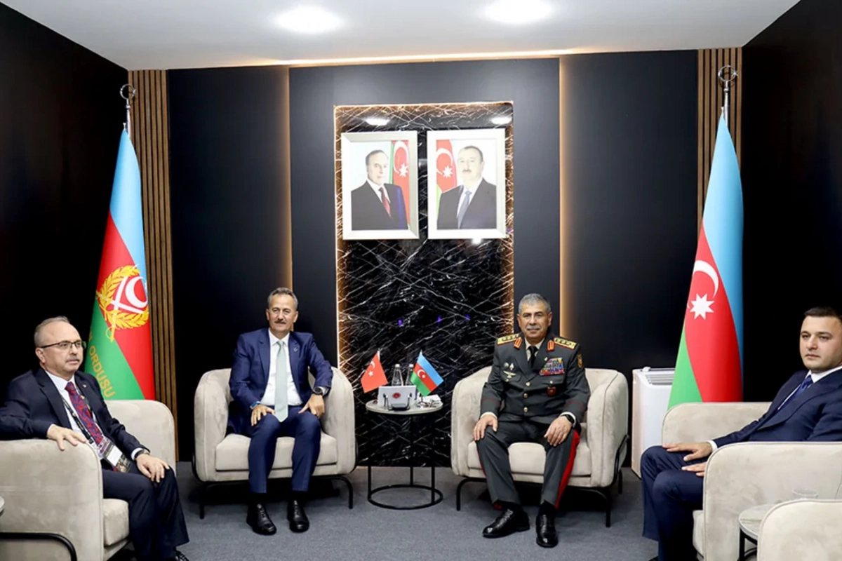 Azərbaycan ilə Türkiyə arasında hərbi sahələr müzakirə edilib