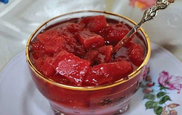 Dadlı heyva mürəbbəsinin sirri bu 4 ədviyyatdadır