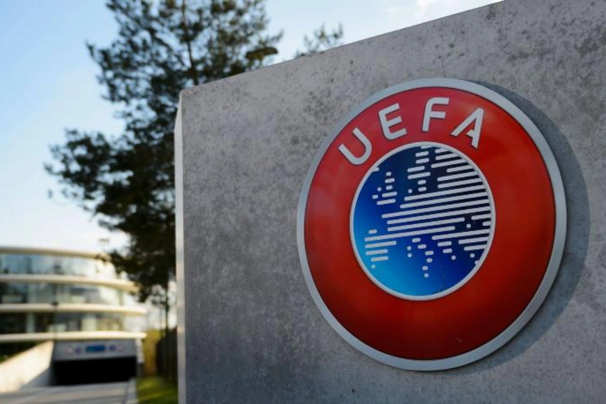 UEFA Ukrayna millisinə texniki məğlubiyyət verdi
