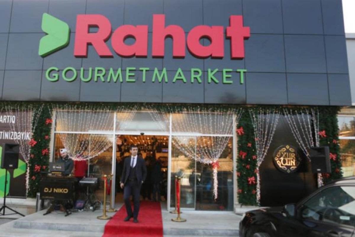 “Rahat” marketin müdiri işçisinin qanını tökdü — Hesab davası
