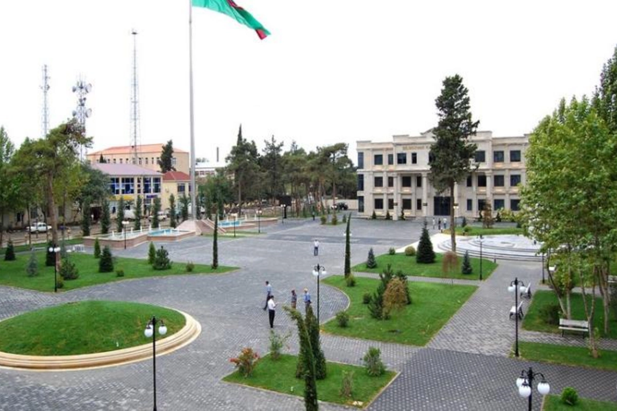 Həbs edilən icra başçısının kadrları eyni gündə öldü