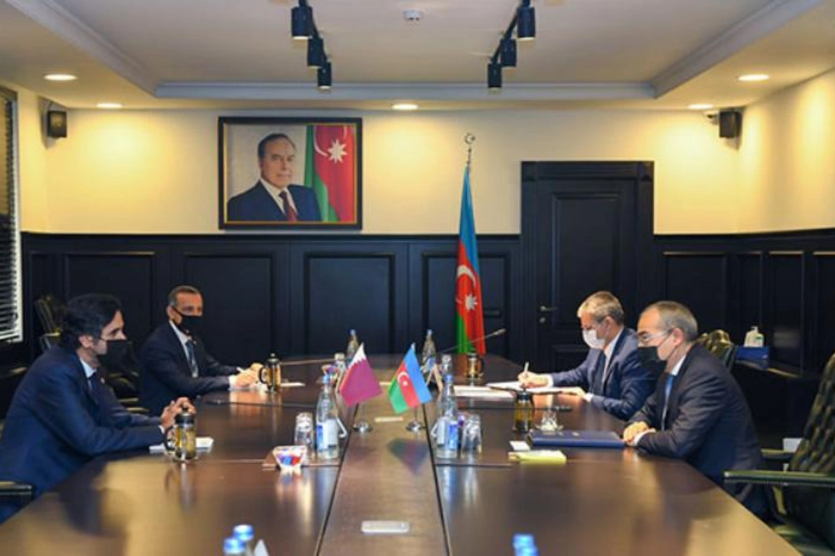Mikayıl Cabbarov Qətər səfiri ilə görüşdü — FOTO