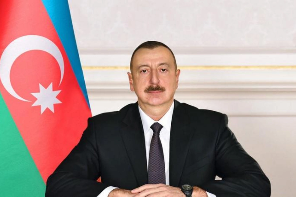 İlham Əliyev Yunanıstanın keçmiş prezidentinin ölümü ilə bağlı başsağlığı verdi
