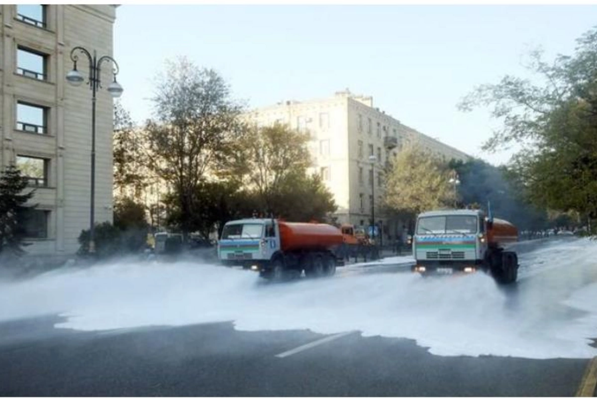 Bakıda növbəti dəfə geniş dezinfeksiya işləri aparılır — FOTOLAR