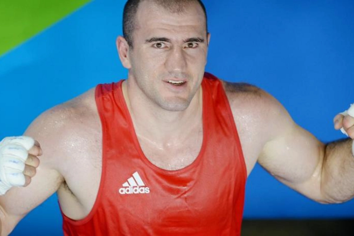 Məhəmmədrəsul Məcidov peşəkar rinqdə növbəti qələbəsini qazandı