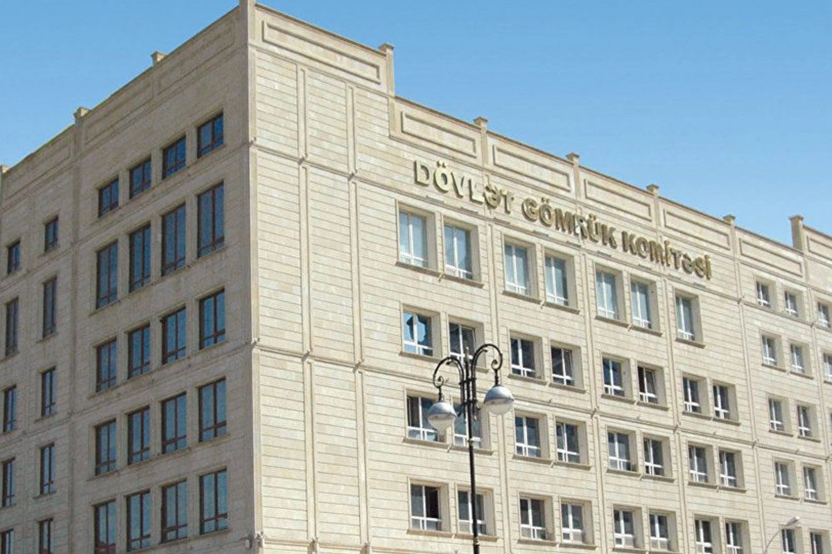 Gömrük Komitəsinin bu addımı insanların əxlaqını pozmaqdır