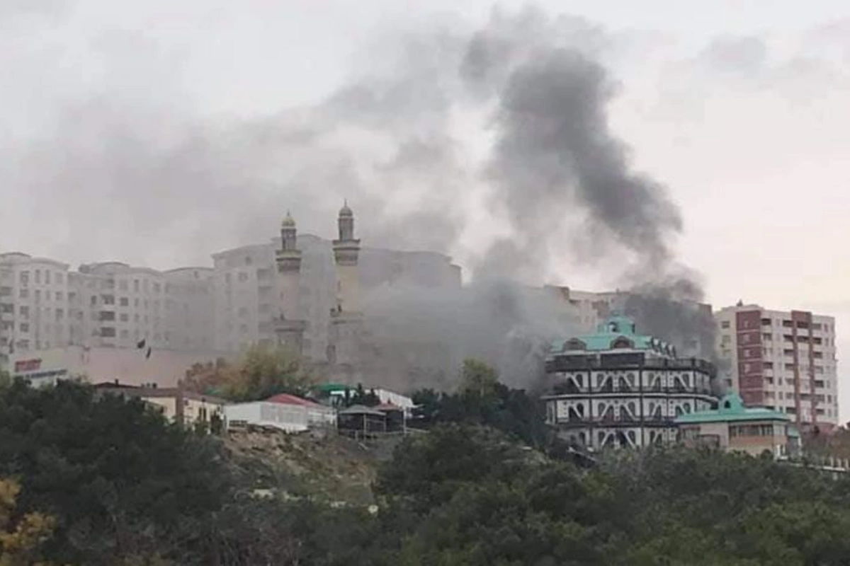 Bakıxanovda baş verən yanğın söndürüldü — YENİLƏNİB+VİDEO