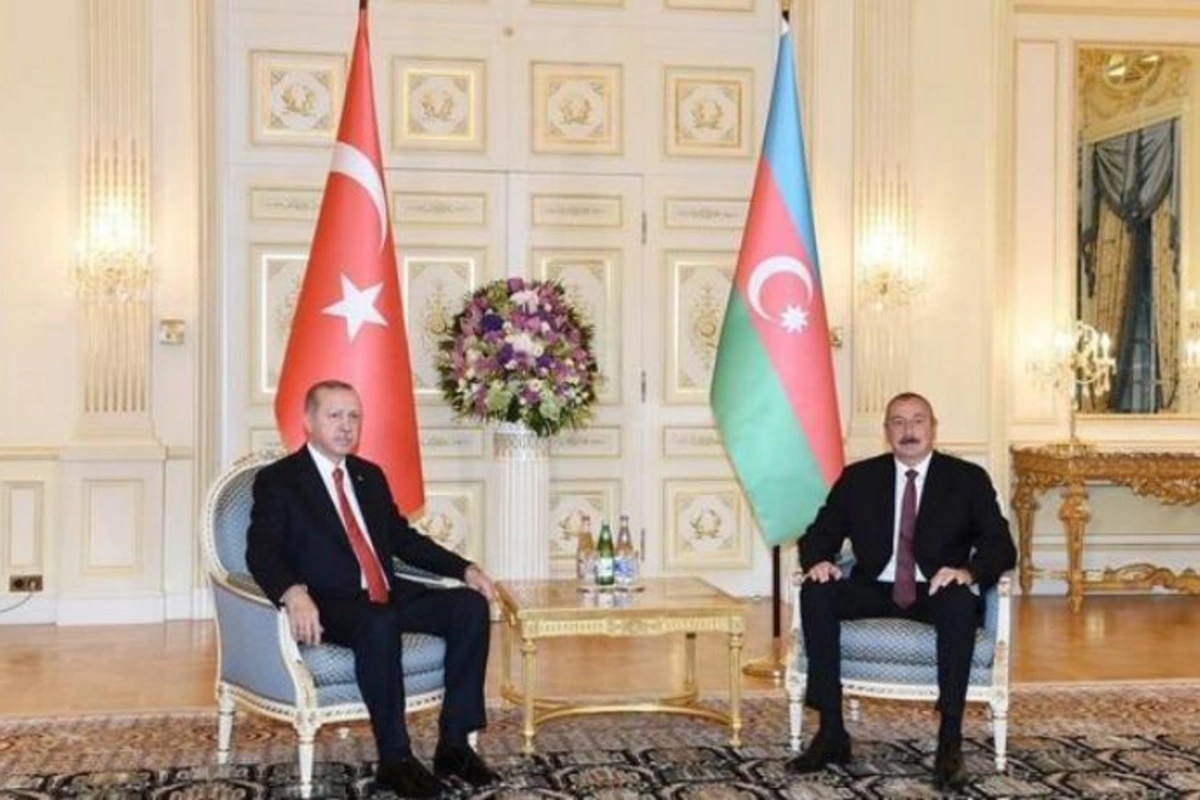 Azərbaycan və Türkiyə prezidentlərinin təkbətək görüşü oldu