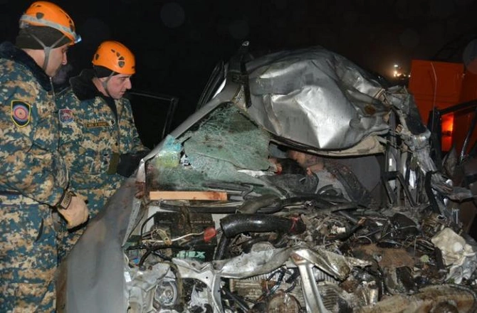 Rus sülhməramlıları Qarabağda qəzaya düşdü — ölənlər var (FOTO)