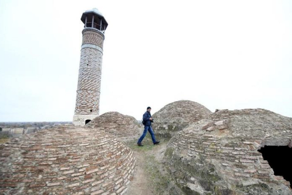 İşğaldan azad olunan ərazilərdə məscidlərin bərpasına başlanıldı — FOTOLAR