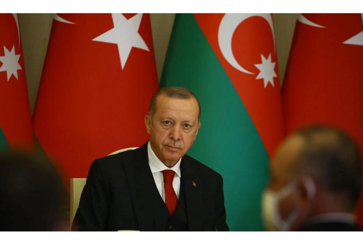 Ərdoğanın Bakıda oxuduğu şeir Cənubi Azərbaycanda trend yaratdı — VİDEO