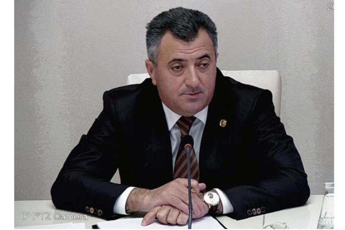 Yeni icra başçısı müavinini və bir neçə əməkdaşı işdən azad etdi