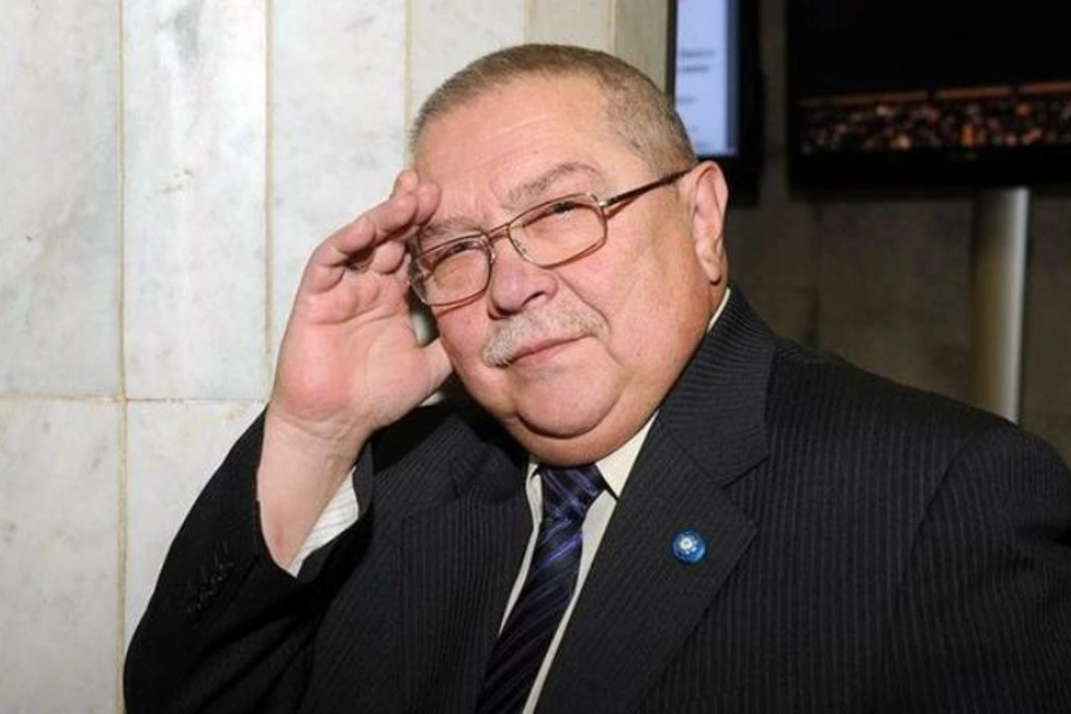 “Kremlin səsi” vəfat etdi