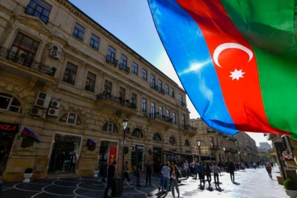 Abşeron küçələrində şəhidlərimizlə bağlı nümunəvi addım — FOTO/VİDEO
