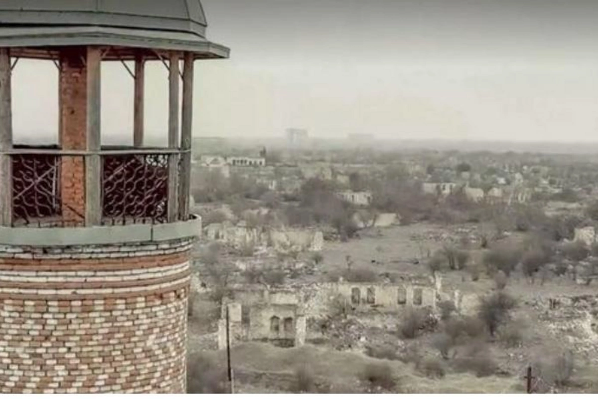 Gürcü telejurnalist: “Ağdamda dini və mədəniyyət ocaqları məhv edilib” — FOTO