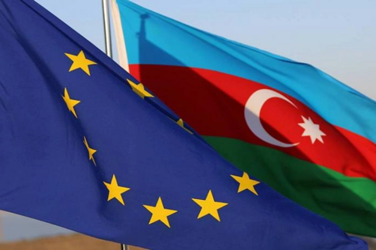 Avropa İttifaqı və UNFPA Azərbaycanda Atalar Məktəbləri yaradır