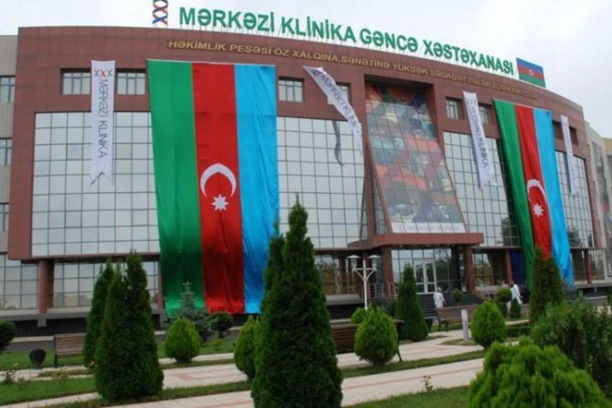İcra başçıları və deputatlar Gəncədə yaralı hərbçiləri ziyarət etdilər