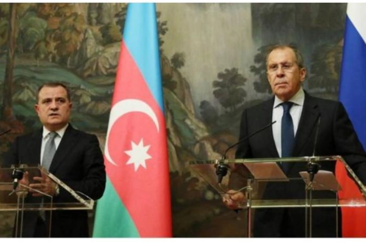 Bayramovla Lavrov Qarabağ bəyanatını müzakirə etdi