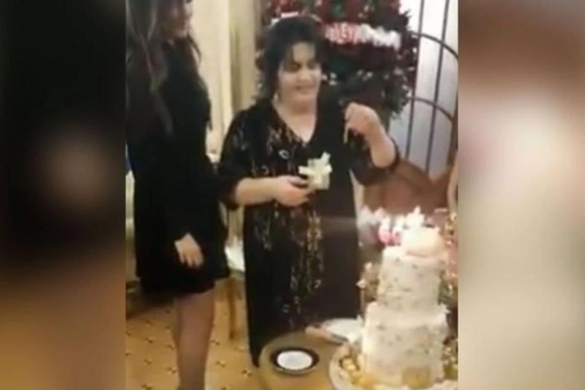 Özünə ad günü keçirən məktəb direktoru cəzalandırıldı