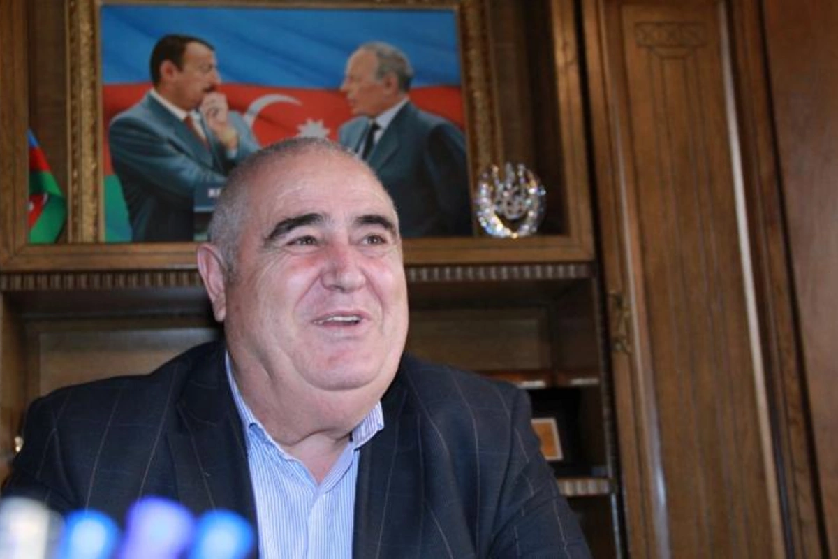 “Şərurlu İsfəndiyar”ın parkinqi dağıdıldı