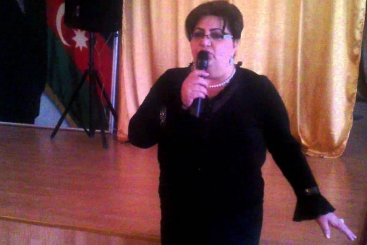 İşdən çıxarılan məktəb direktoru: Əsəblərimi qorumaq üçün istefa verdim