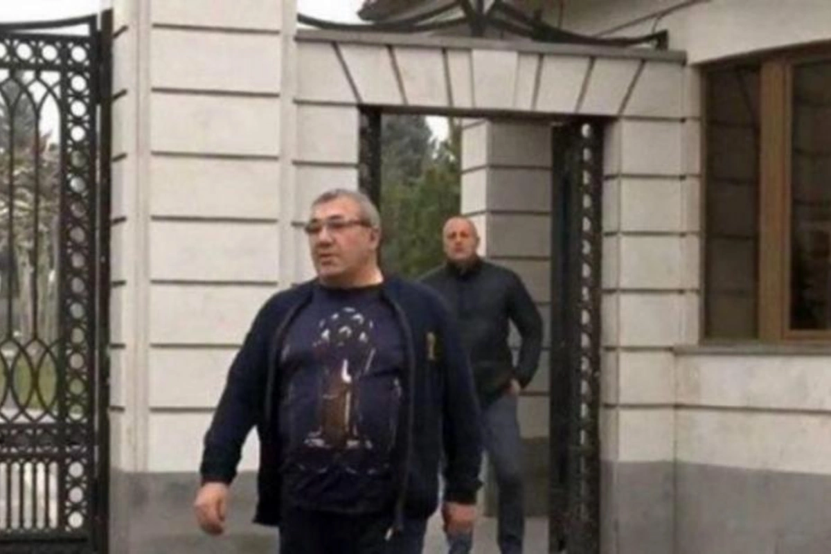 Erməni oliqarx Şuşadakı villasından danışdı: Biz evdən də vacib şeyləri itirdik — VİDEO