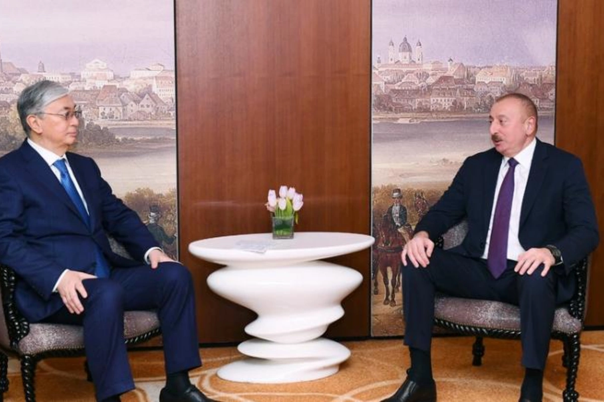 Qazaxıstan prezidenti İlham Əliyevə zəng etdi