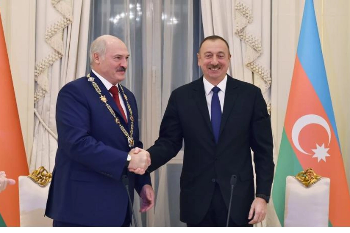 Aleksandr Lukaşenko İlham Əliyevi təbrik etdi