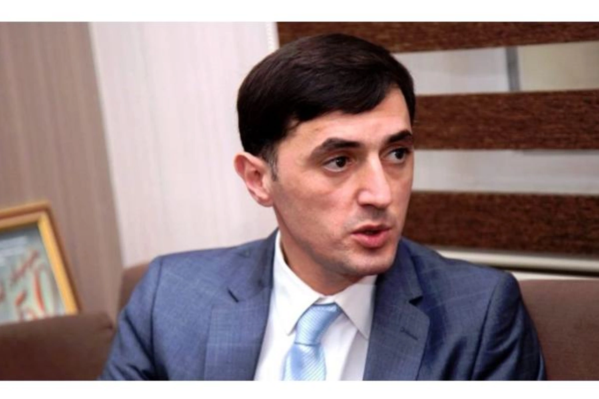 Tural Abbaslı: “Zelenski elə düşünür ki, bütün dünya bunlara borcludur”
